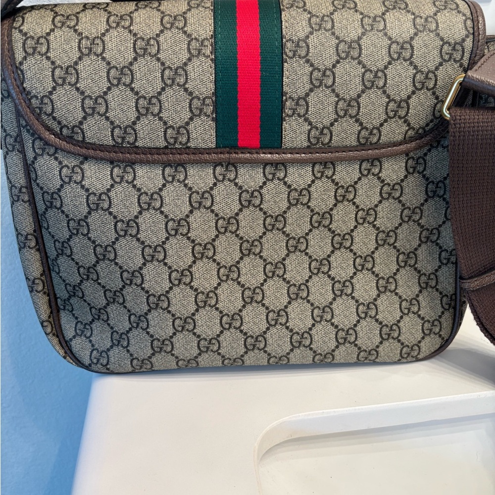 Gucci Brown GG Canvas Messenger Bag with Green and Red Web - Picture 4 of 9